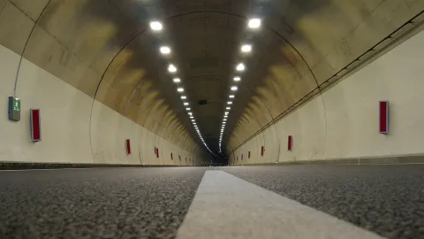 Smart tunnel lighting ensures safety in Zheleznitsa Tunnel with minimised operational costs 